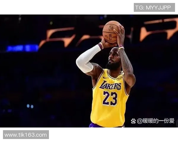 詹姆斯带队逆转获胜，湖人豪取七连胜创纪录